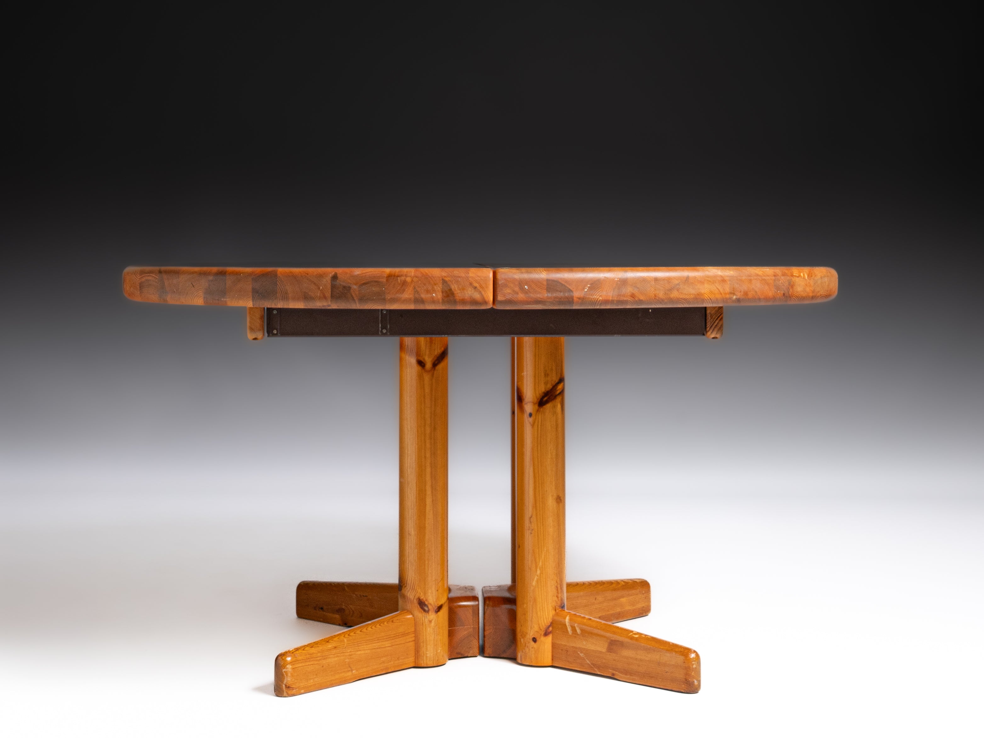 Mesa de casa de jantar em pinho, design de Rainer Daumiller e fabricado por Hirtshals Savværk, Dinamarca, anos 1970