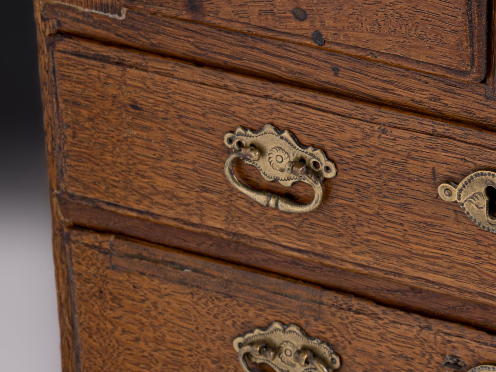 18th century Portuguese miniature paper bin in oak wood