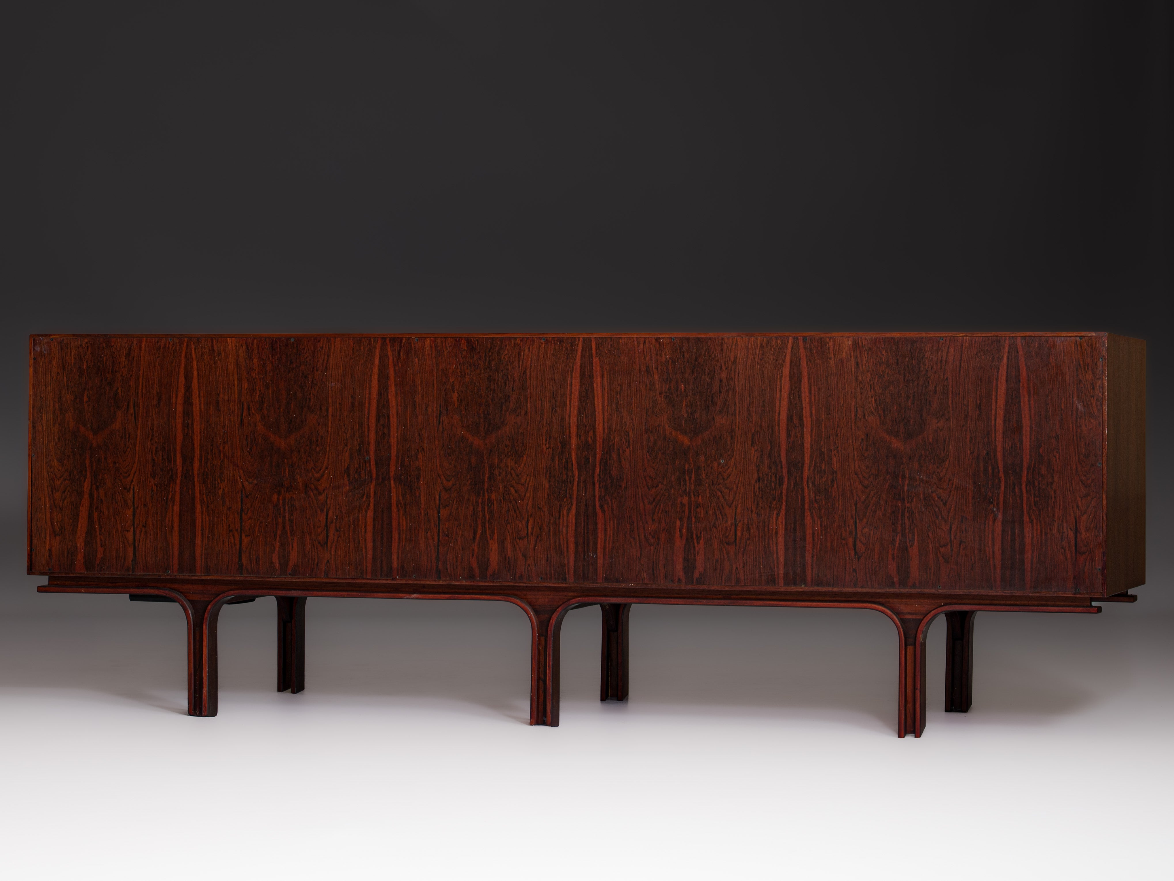 Sideboard modelo 503 em pau-santo, Gianfranco Frattini, Itália, Bernini, 1957