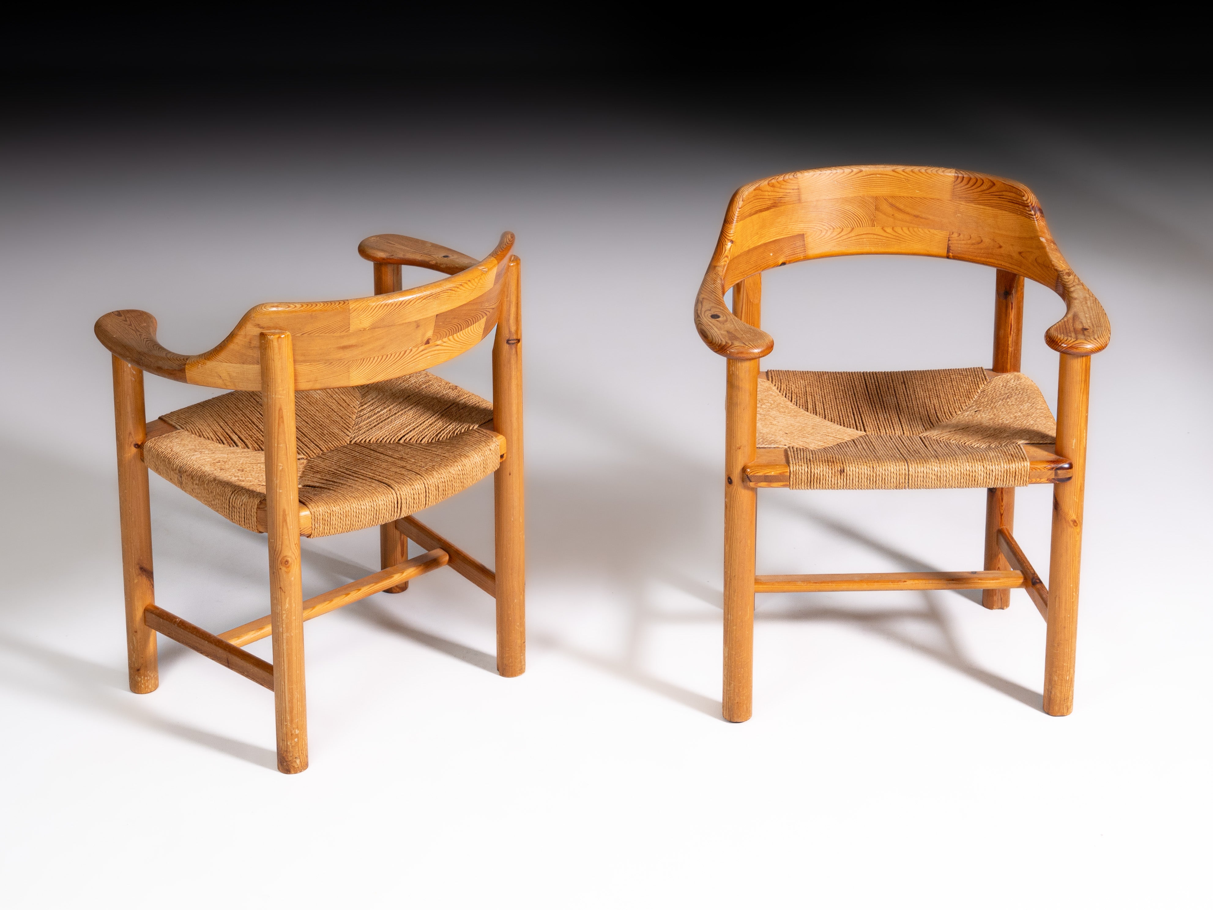 Conjunto de 8 cadeiras em pinho, design de Rainer Daumiller, produção dinamarquesa, anos 1960