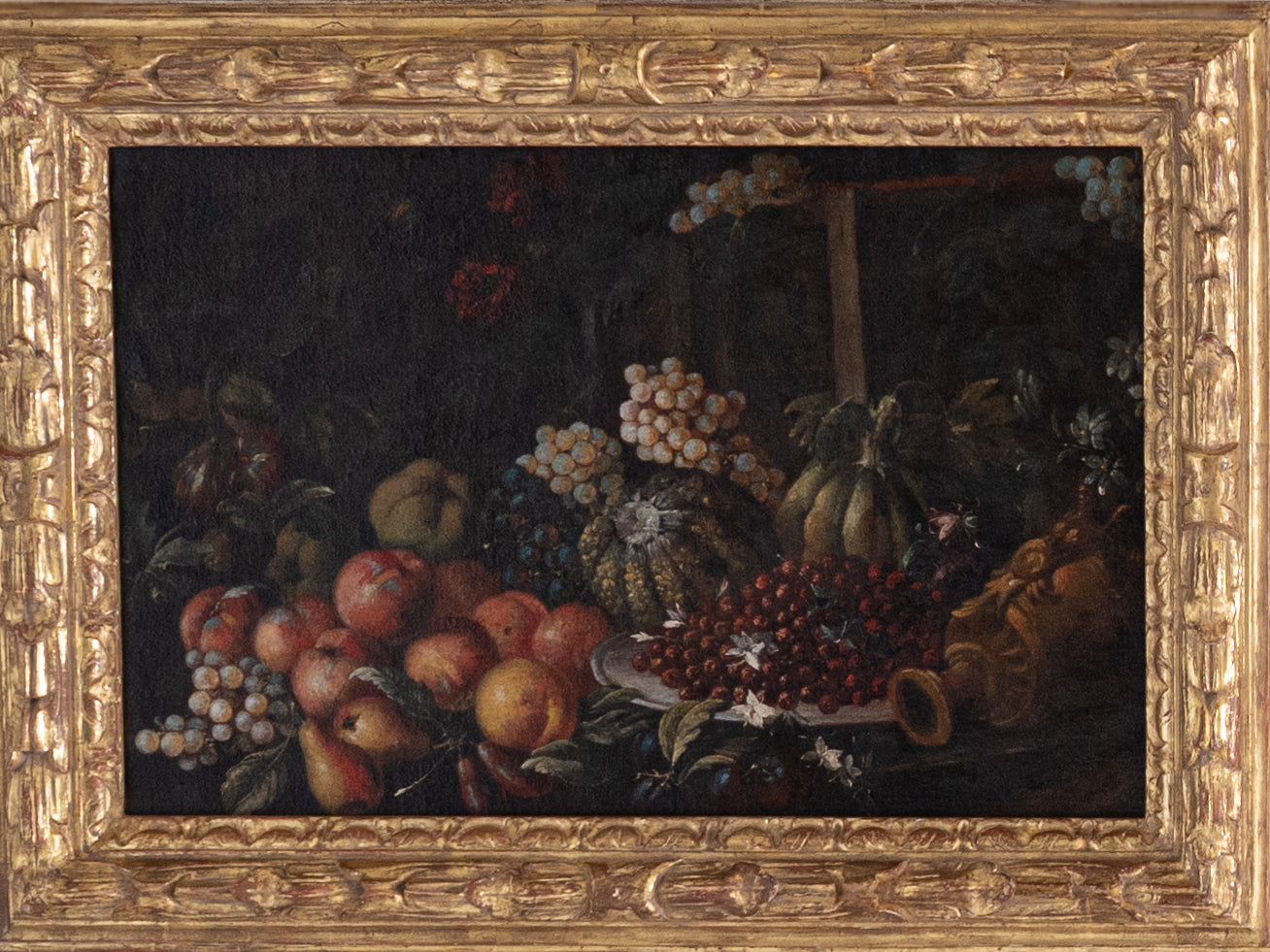 À maneira de Giovanni Battista Ruoppolo (1629–1693) Par de naturezas-mortas com frutos, vegetais, objectos e ave, Óleo sobre tela, Itália, século XVII
