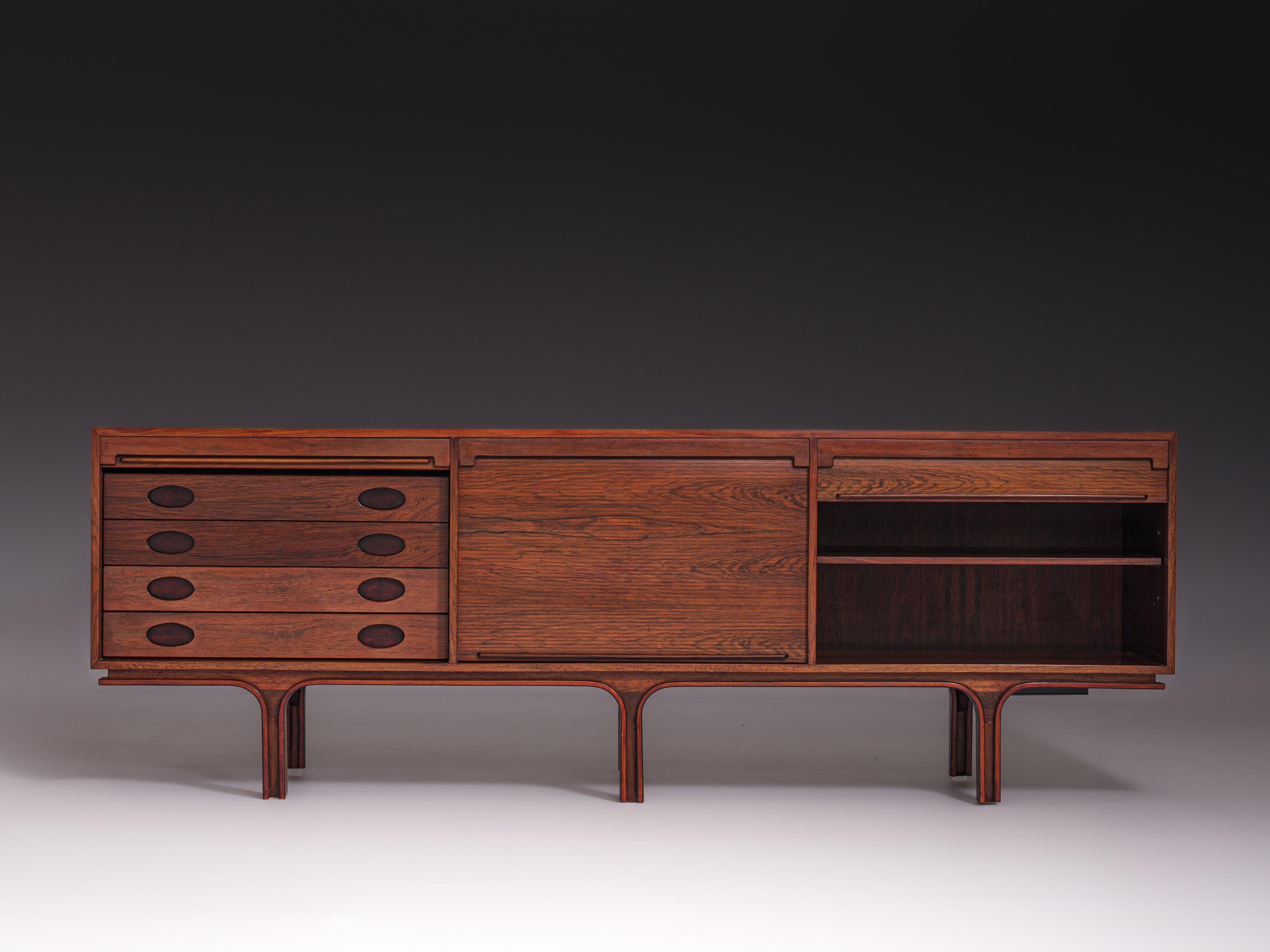 Sideboard modelo 503 em pau-santo, Gianfranco Frattini, Itália, Bernini, 1957